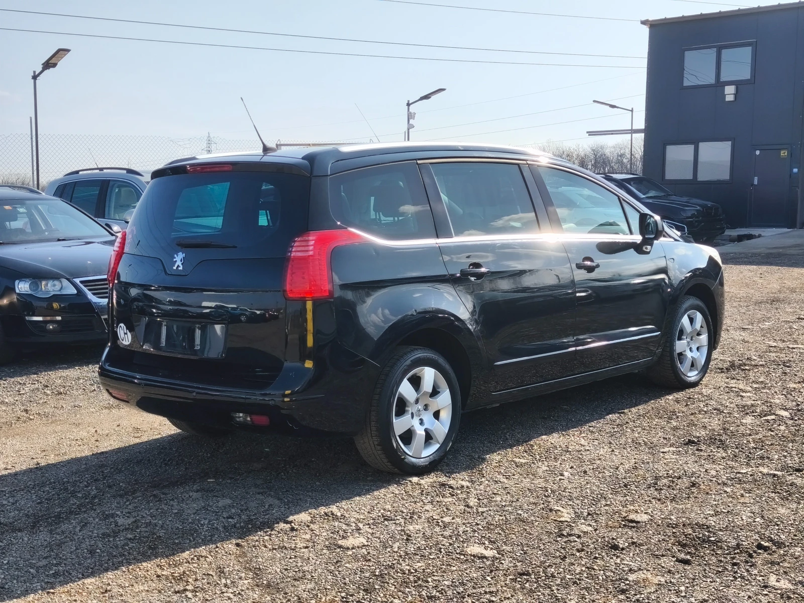 Peugeot 5008 2.0HDI navi Head up, снимка 3 - Автомобили и джипове - 53979998