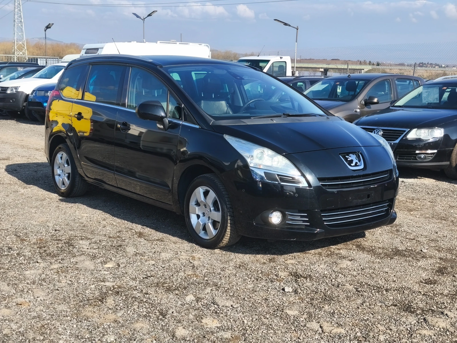 Peugeot 5008 2.0HDI navi Head up, снимка 2 - Автомобили и джипове - 53979998