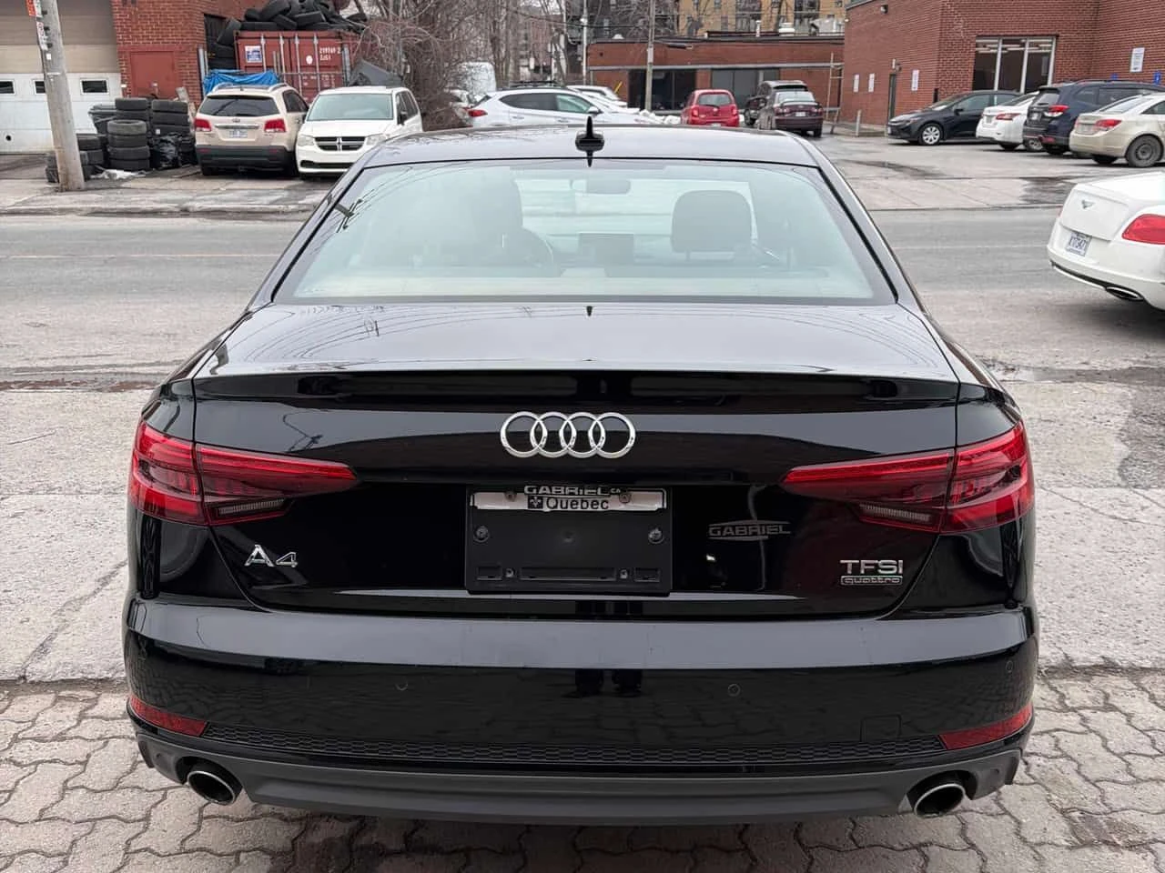 Audi A4  Technik/LED/B&O/360/AMBIENT LIGHTS , снимка 16 - Автомобили и джипове - 54043543