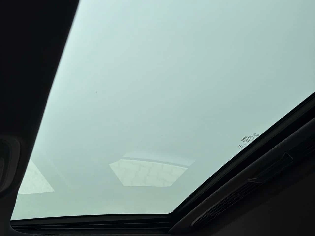 Audi A4  Technik/LED/B&O/360/AMBIENT LIGHTS , снимка 13 - Автомобили и джипове - 54043543