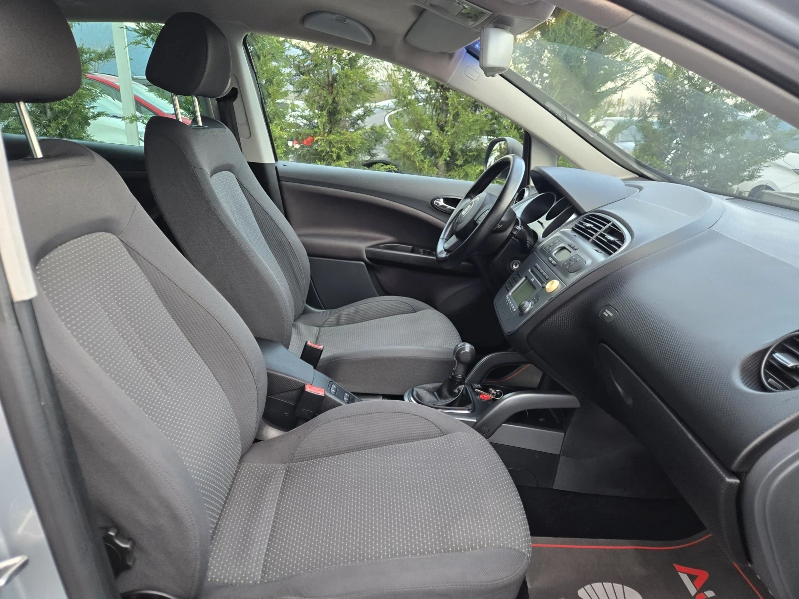 Seat Altea XL= 1.6i-102кс= ГАЗ= КЛИМАТРОНИК= АВТОПИЛОТ, снимка 15 - Автомобили и джипове - 54044113