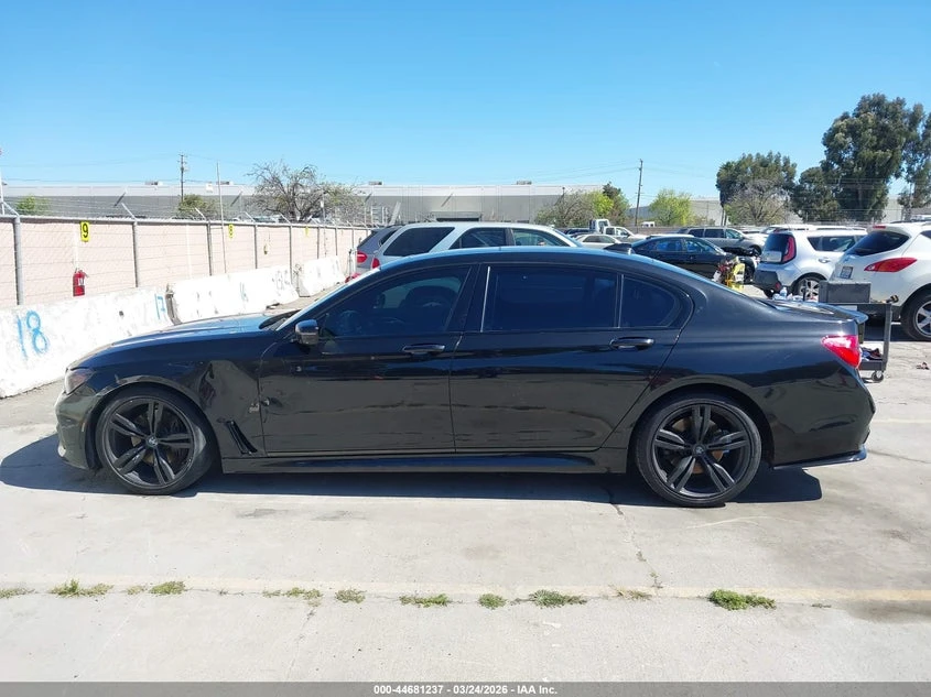 BMW 740 2016 BMW 740I, снимка 6 - Автомобили и джипове - 54065054