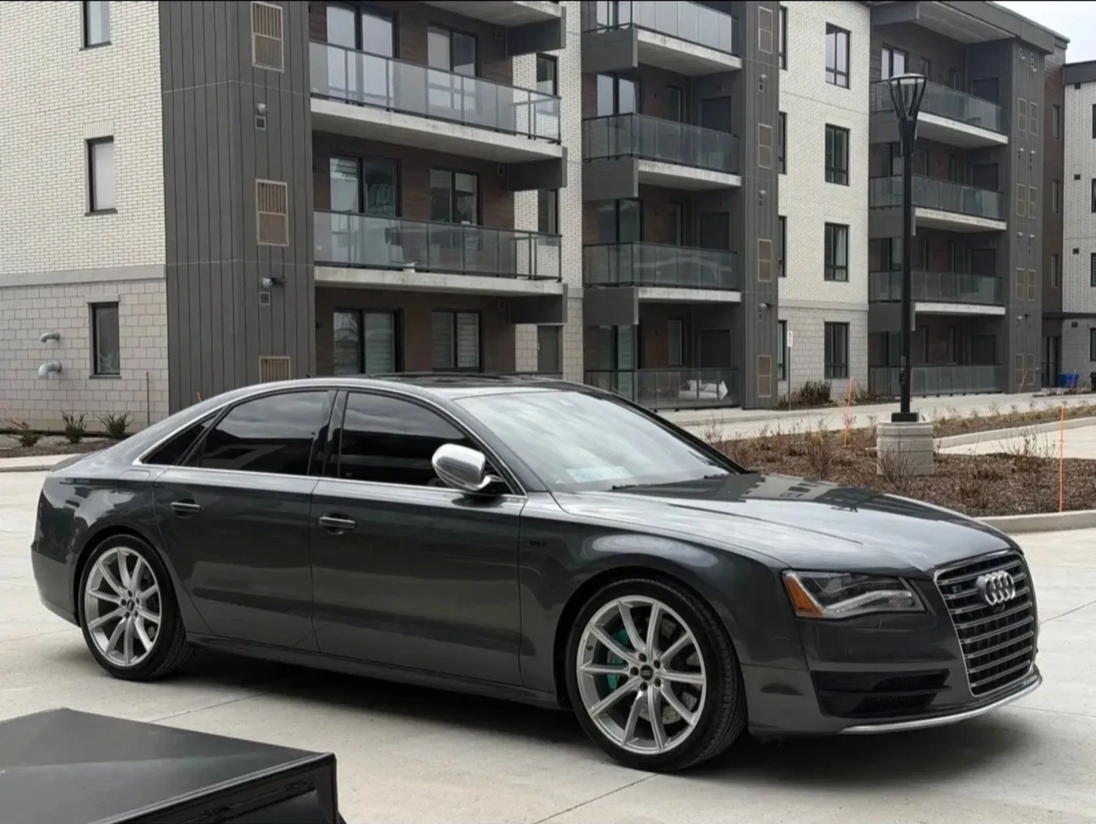 Audi S8 2013/145000KM/B&O/PANO/SOFTCLOSE/360/MASSAGE, снимка 2 - Автомобили и джипове - 54069327