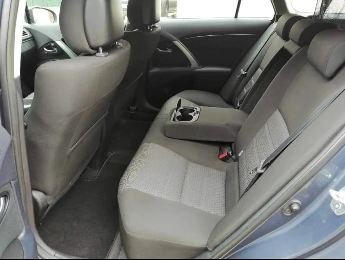 Toyota Avensis 2.2 150 к.с., снимка 5 - Автомобили и джипове - 54703572