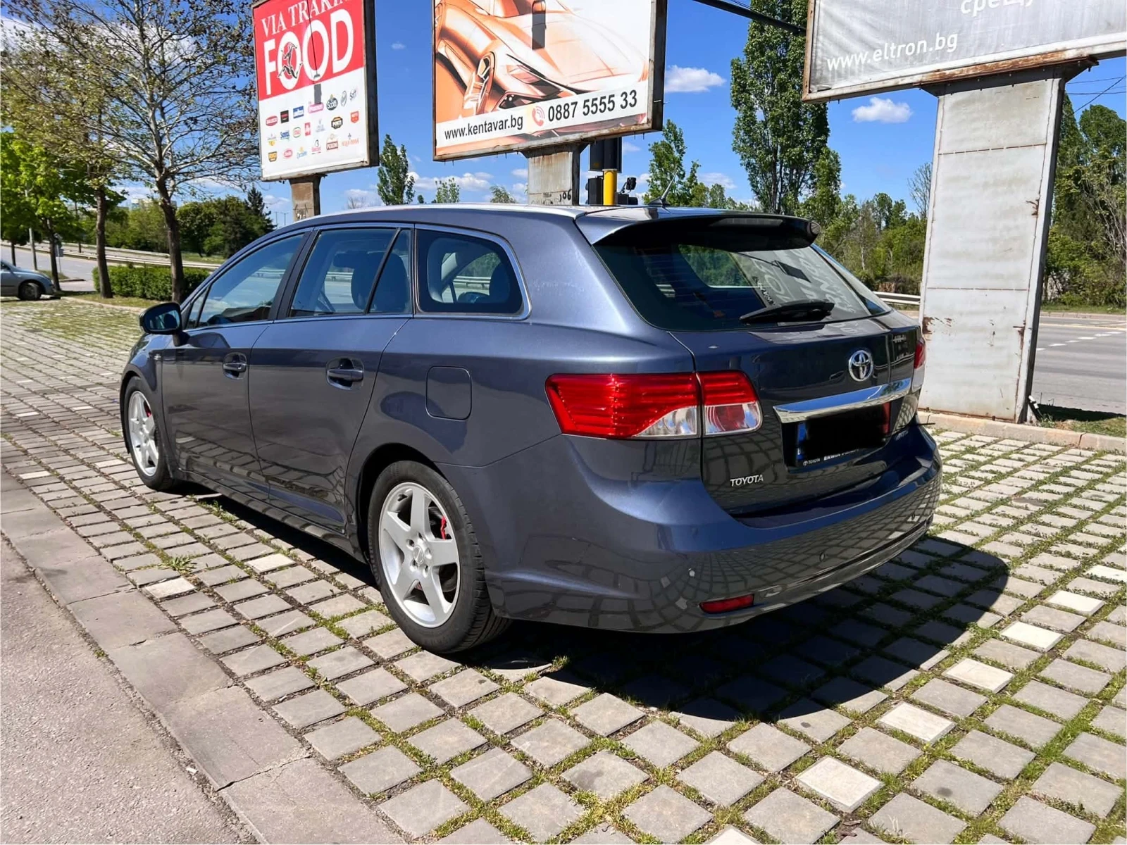 Toyota Avensis 2.2 150 к.с., снимка 4 - Автомобили и джипове - 54703572