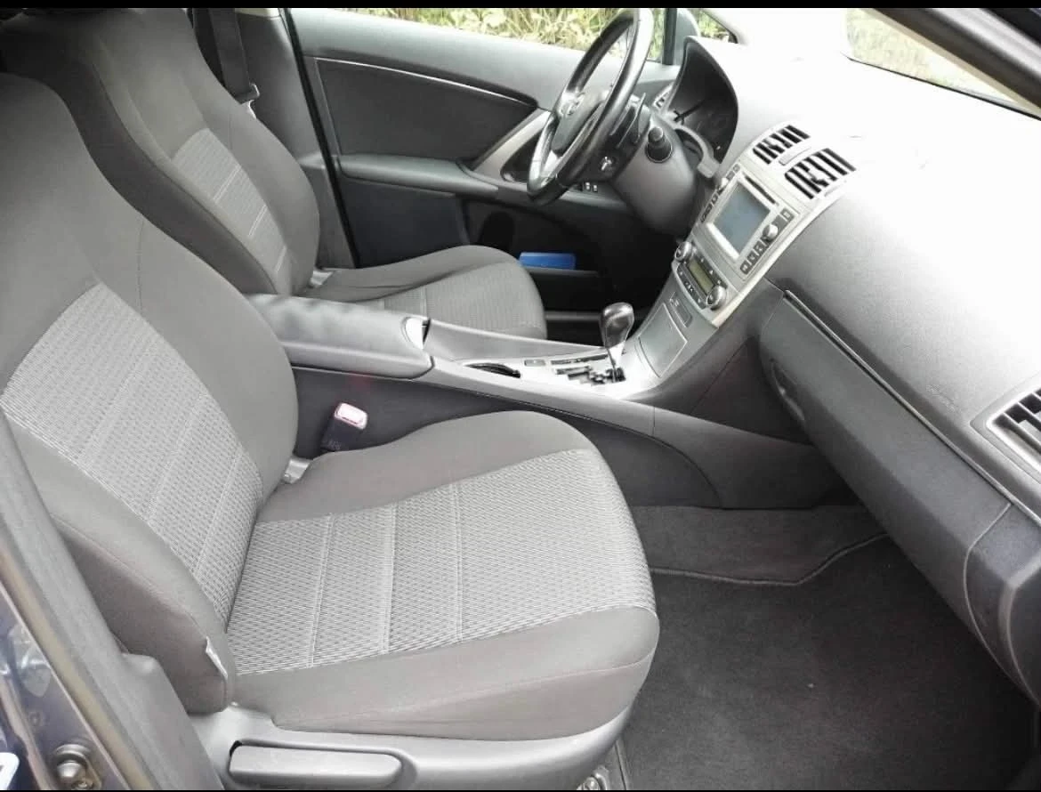 Toyota Avensis 2.2 150 к.с., снимка 6 - Автомобили и джипове - 54703572