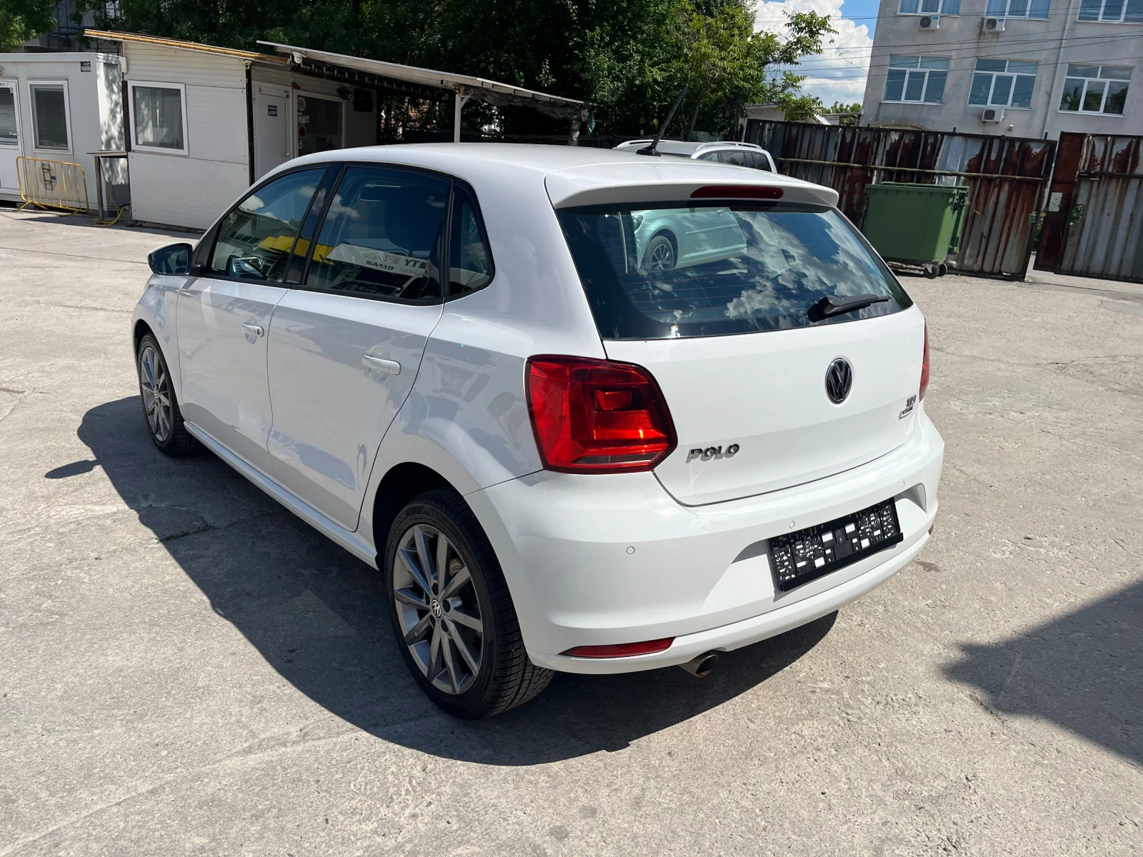 VW Polo 1.4TDI 90ks, снимка 7 - Автомобили и джипове - 54727618