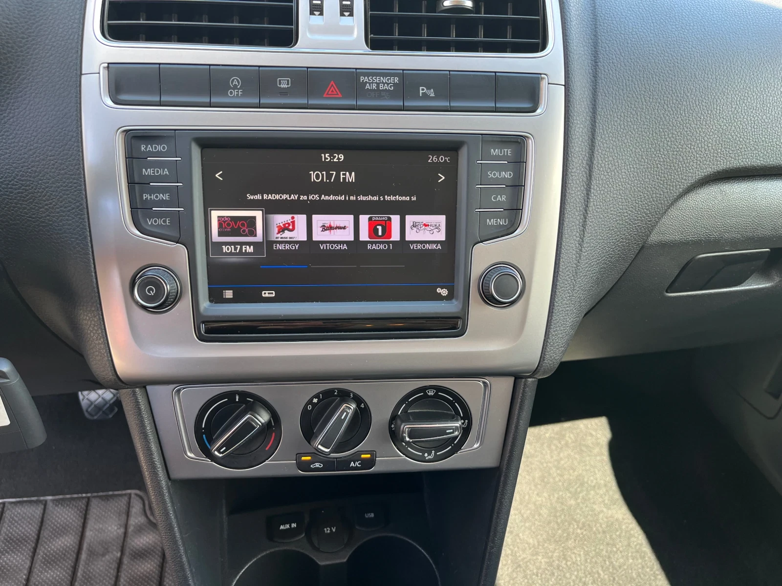 VW Polo 1.4TDI 90ks, снимка 12 - Автомобили и джипове - 54727618