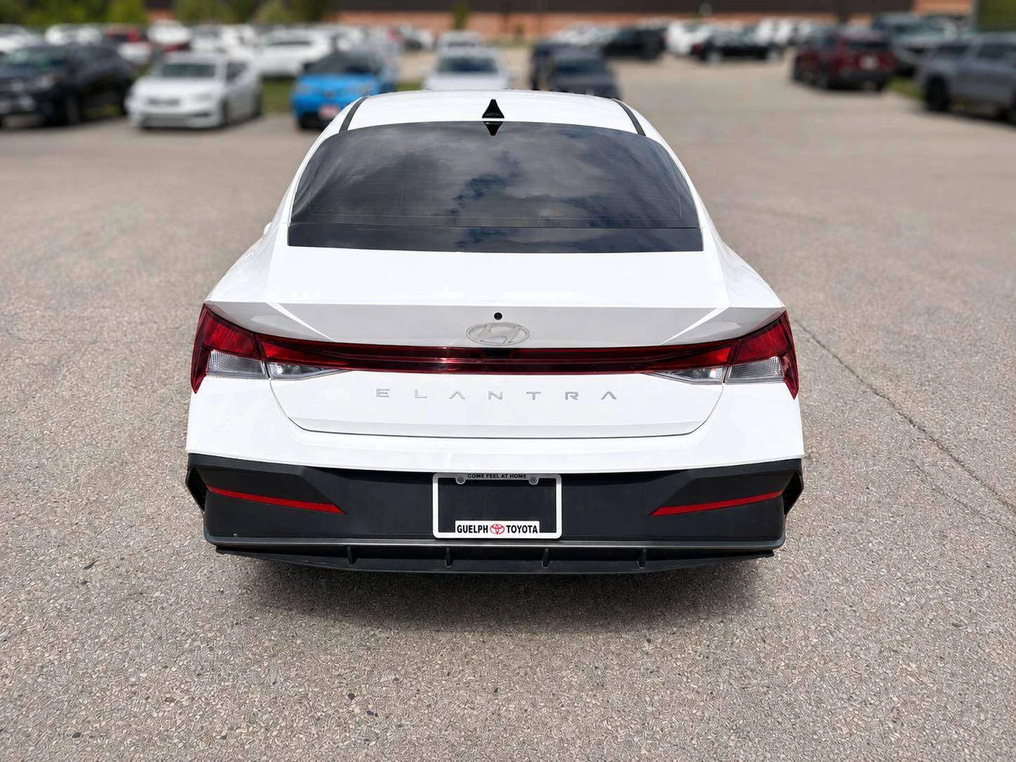 Hyundai Elantra | CarPlay, ������, ���� �� �� | Mobile.bg � ����������� 5