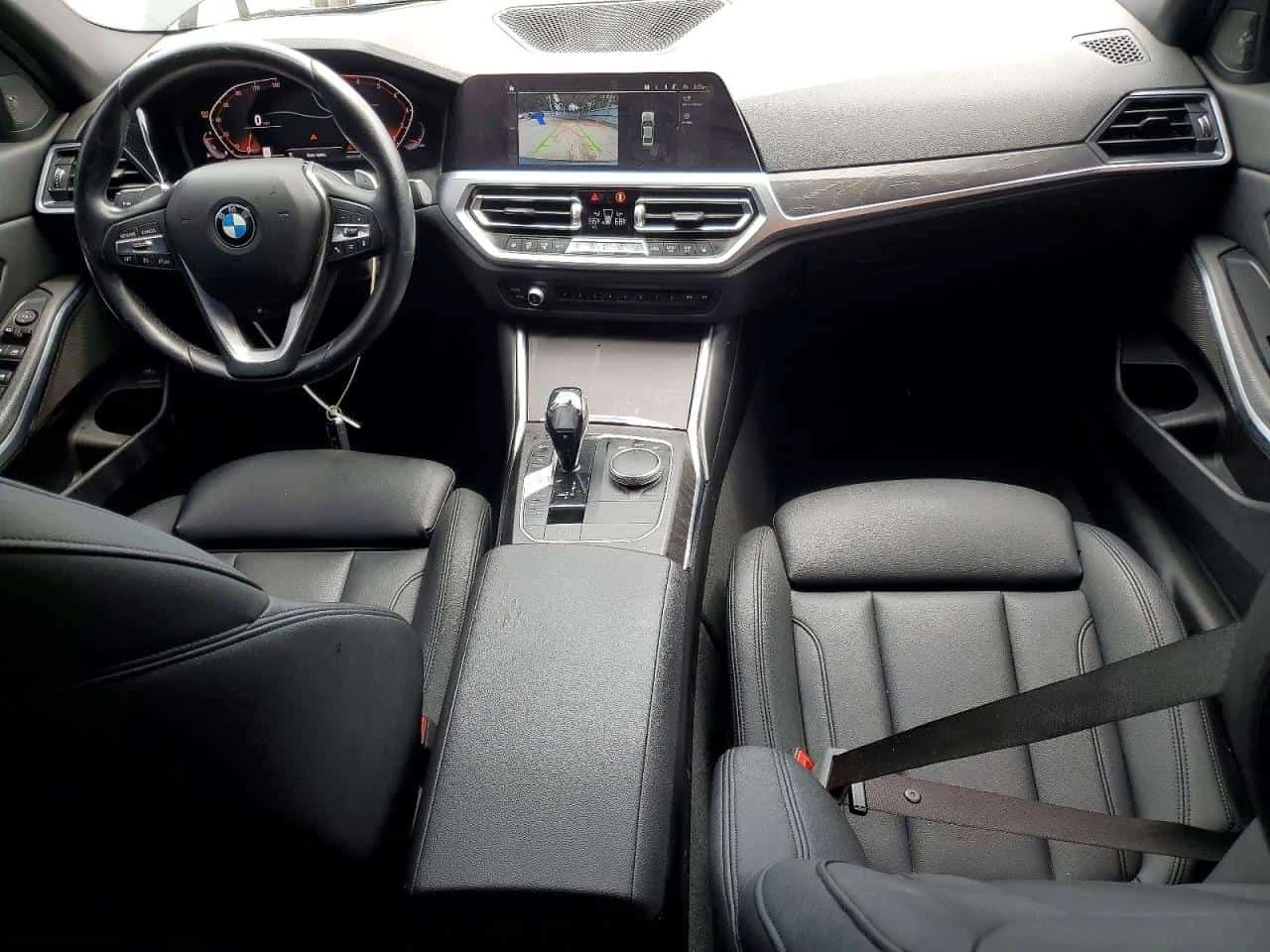 BMW 330 xDrive | CARFAX | АВТОКРЕДИТ БЕЗ ПЪРВОНАЧАЛНА , снимка 8 - Автомобили и джипове - 55544021