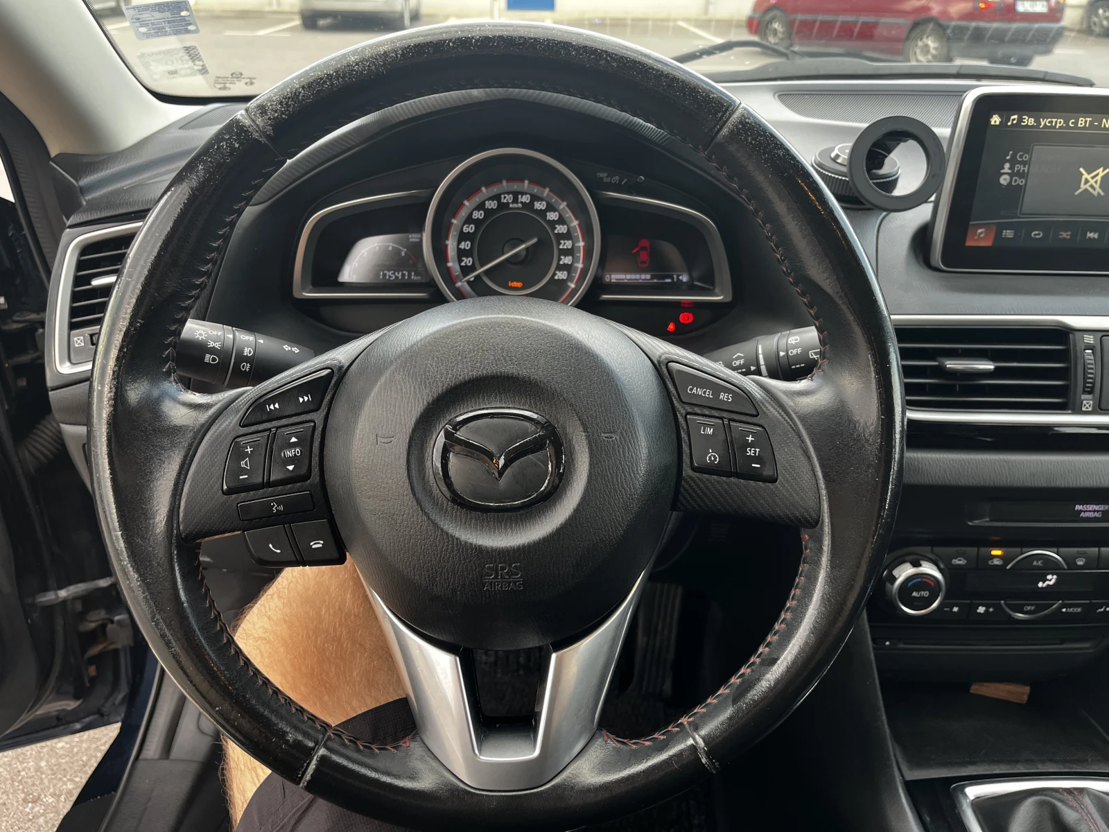 Mazda 3 2.2D, снимка 8 - Автомобили и джипове - 55906046