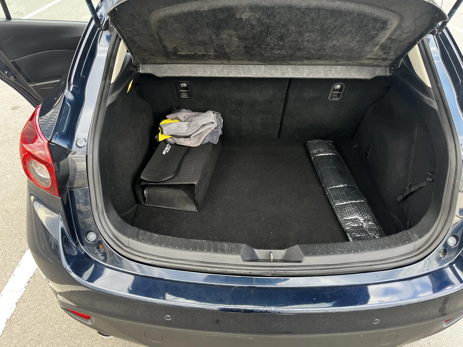 Mazda 3 2.2D, снимка 15 - Автомобили и джипове - 55906046