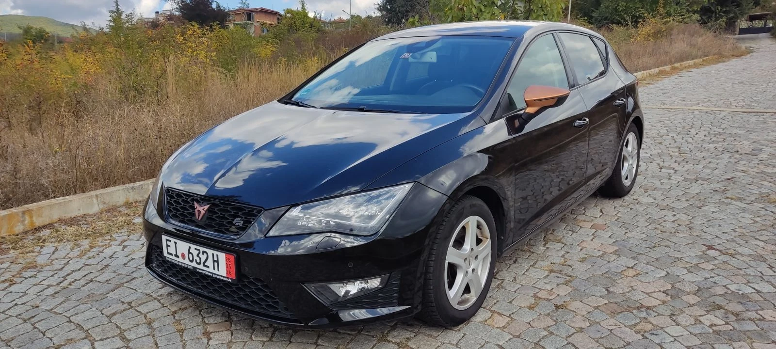 Seat Leon 1.8i CUPRA 7ск, снимка 4 - Автомобили и джипове - 56344082
