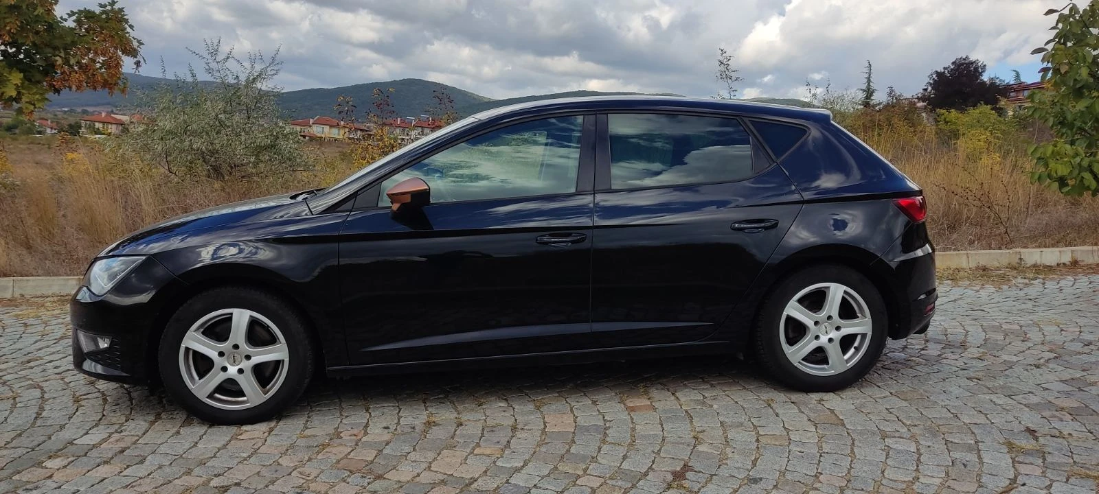 Seat Leon 1.8i CUPRA 7ск, снимка 7 - Автомобили и джипове - 56344082