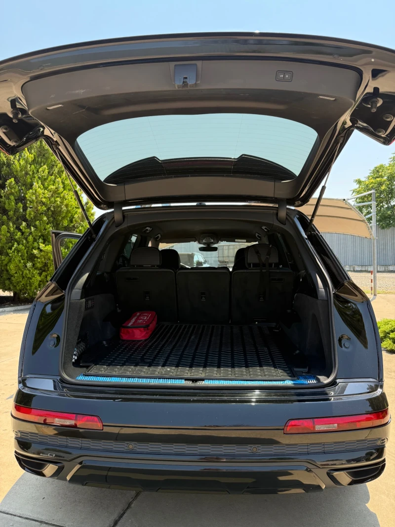 Audi Q7, снимка 4 - Автомобили и джипове - 52582571