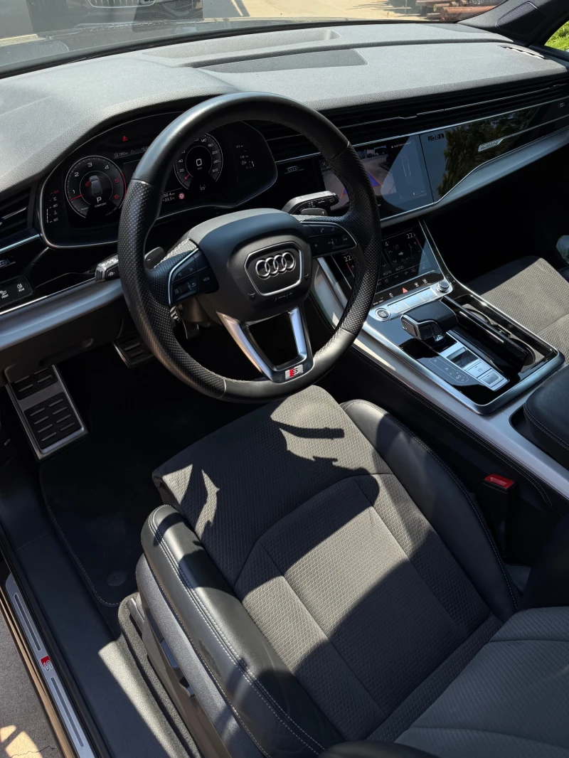 Audi Q7, снимка 7 - Автомобили и джипове - 52582571