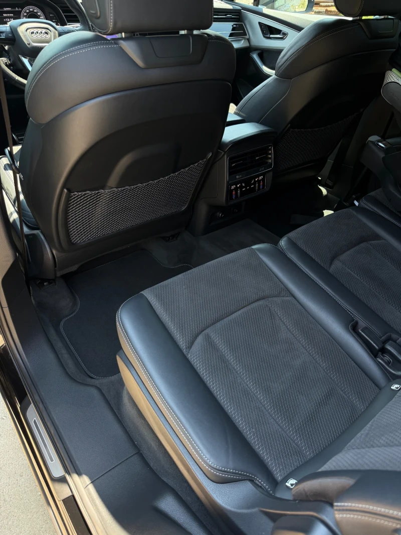 Audi Q7, снимка 6 - Автомобили и джипове - 52582571