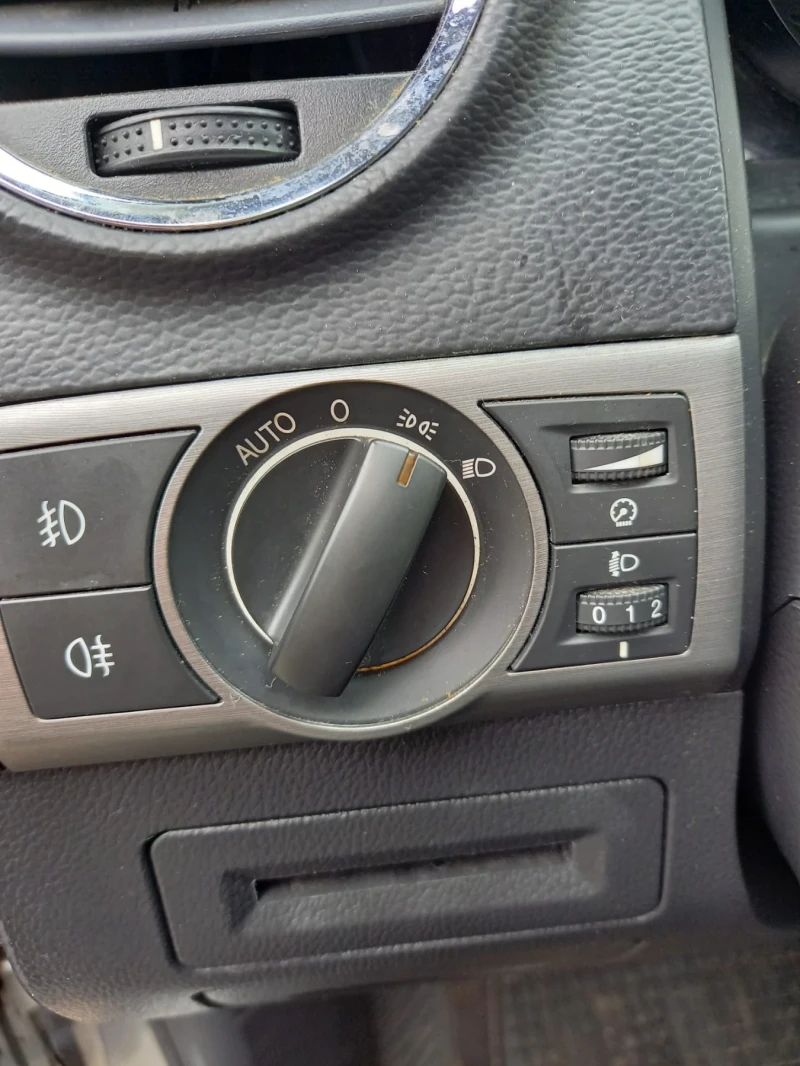 Opel Antara 2.4 бензин/газ, снимка 10 - Автомобили и джипове - 52445712