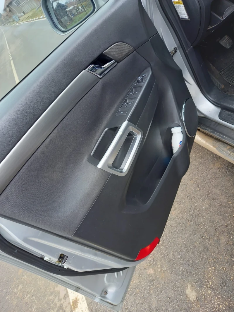 Opel Antara 2.4 бензин/газ, снимка 8 - Автомобили и джипове - 52445712