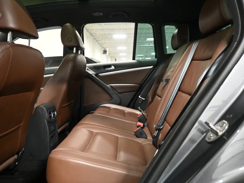 VW Tiguan 2017 Volkswagen Tiguan Highline 4Motion, снимка 15 - Автомобили и джипове - 52847788