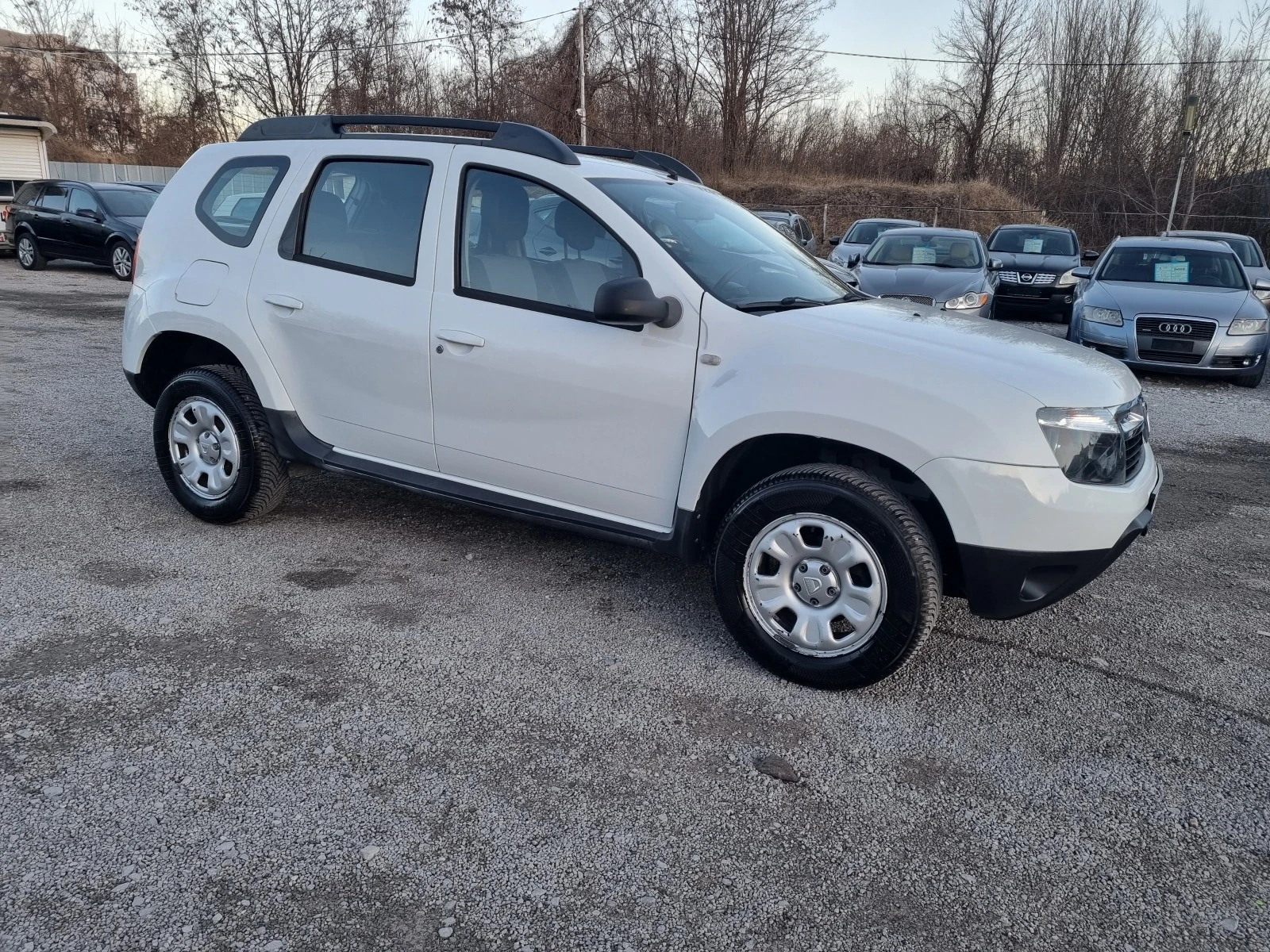 Dacia Duster 1.6i-GAZ , УНИКАТ - изображение 6