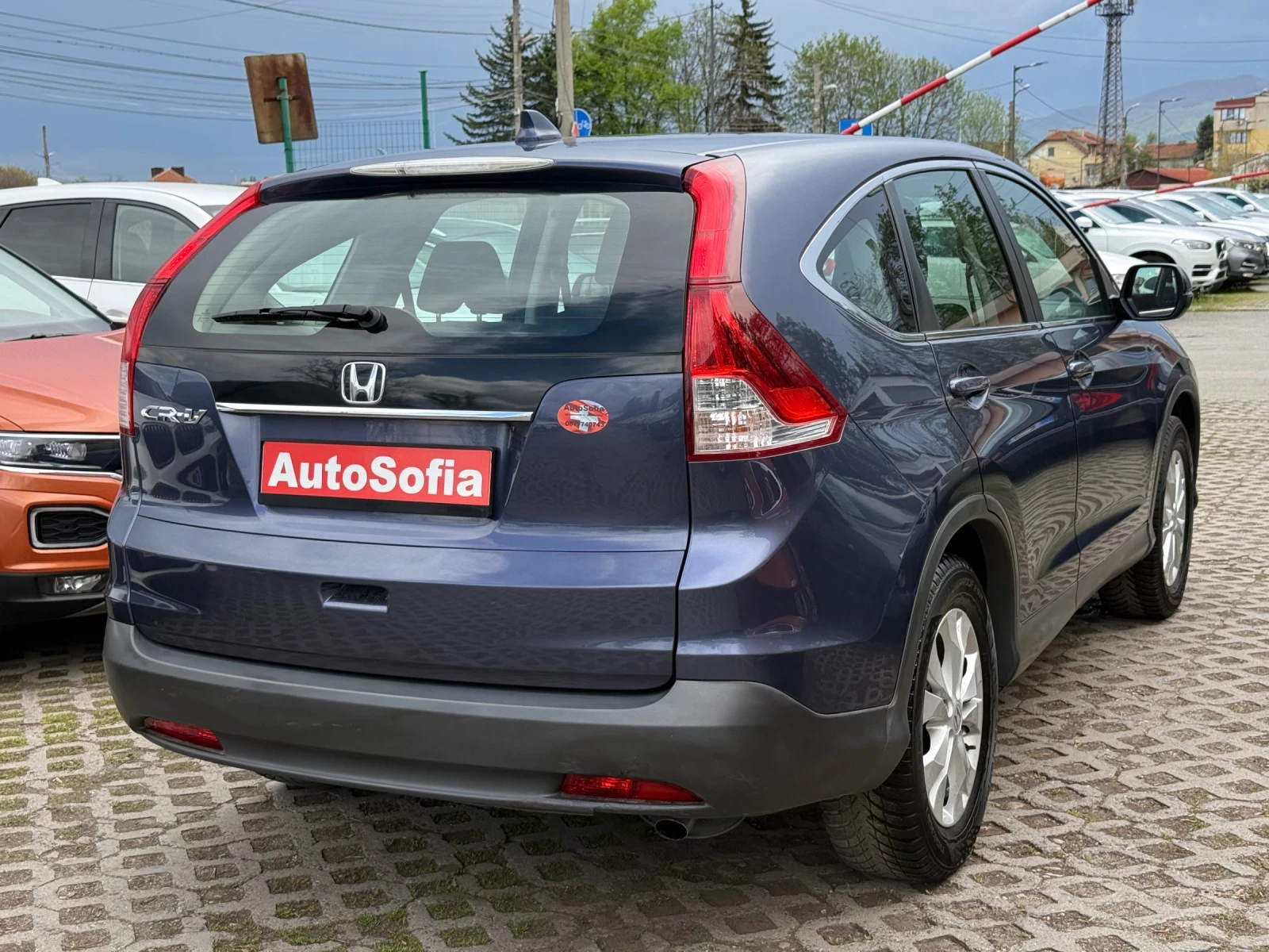Honda Cr-v 2.0i / 4X4 / КАТО НОВА / ADVENTURE EDITION - изображение 6