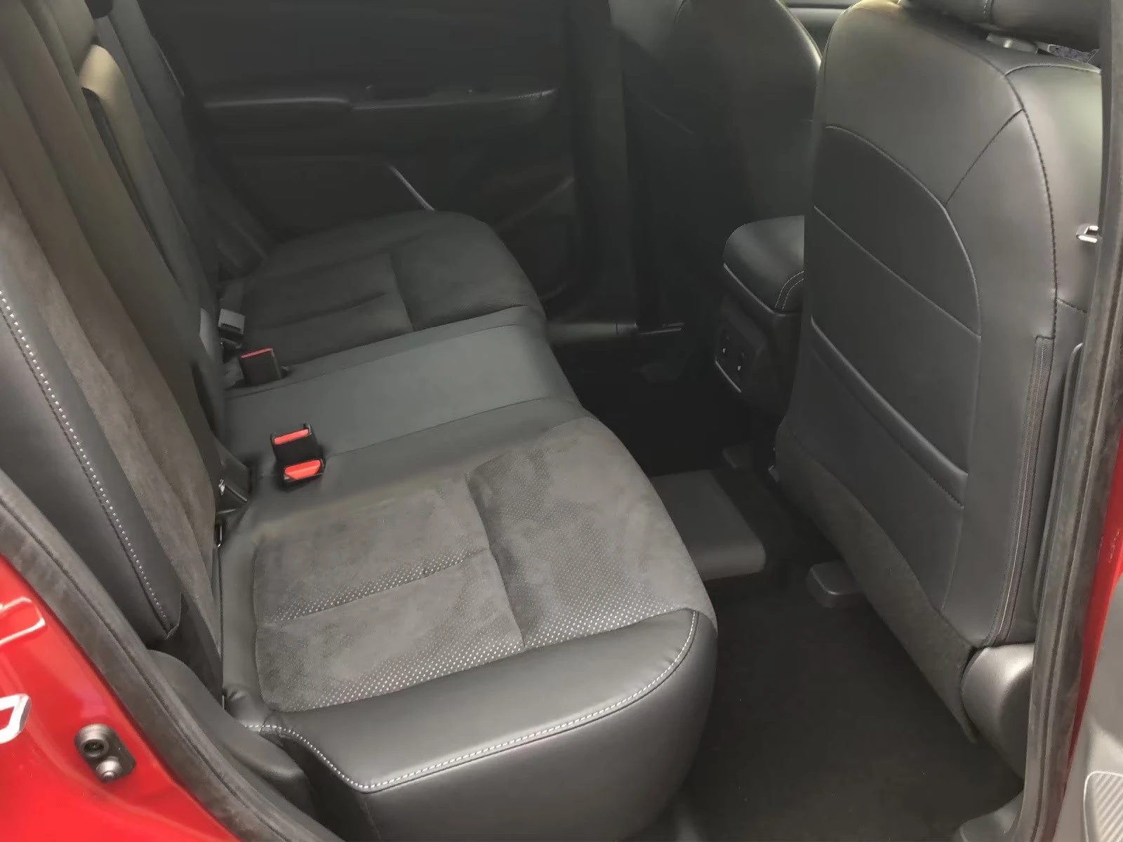 Mitsubishi Eclipse Cross 2.4PHEV/188HP/4X4/SELECT-BLACK/360/NAVI/ACC/876v | Mobile.bg � ����������� 14