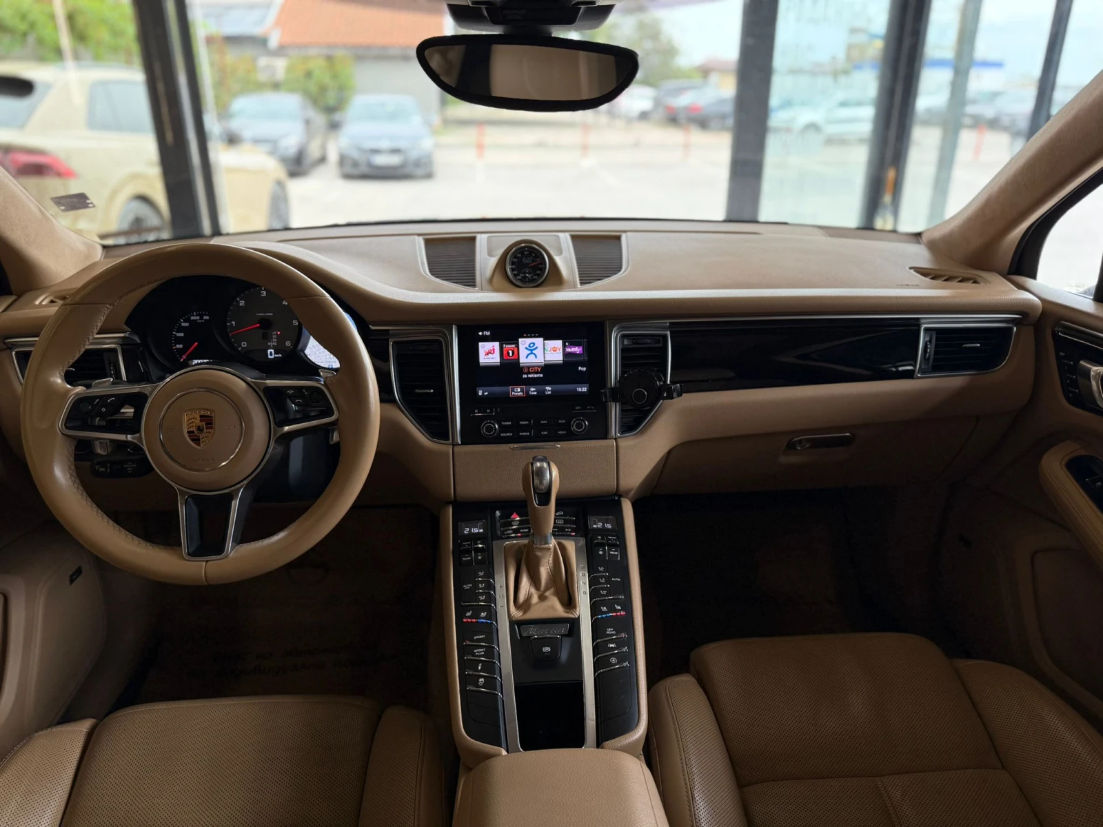 Porsche Macan S* Pano* BOSE* Обдухване* Лизинг - изображение 10