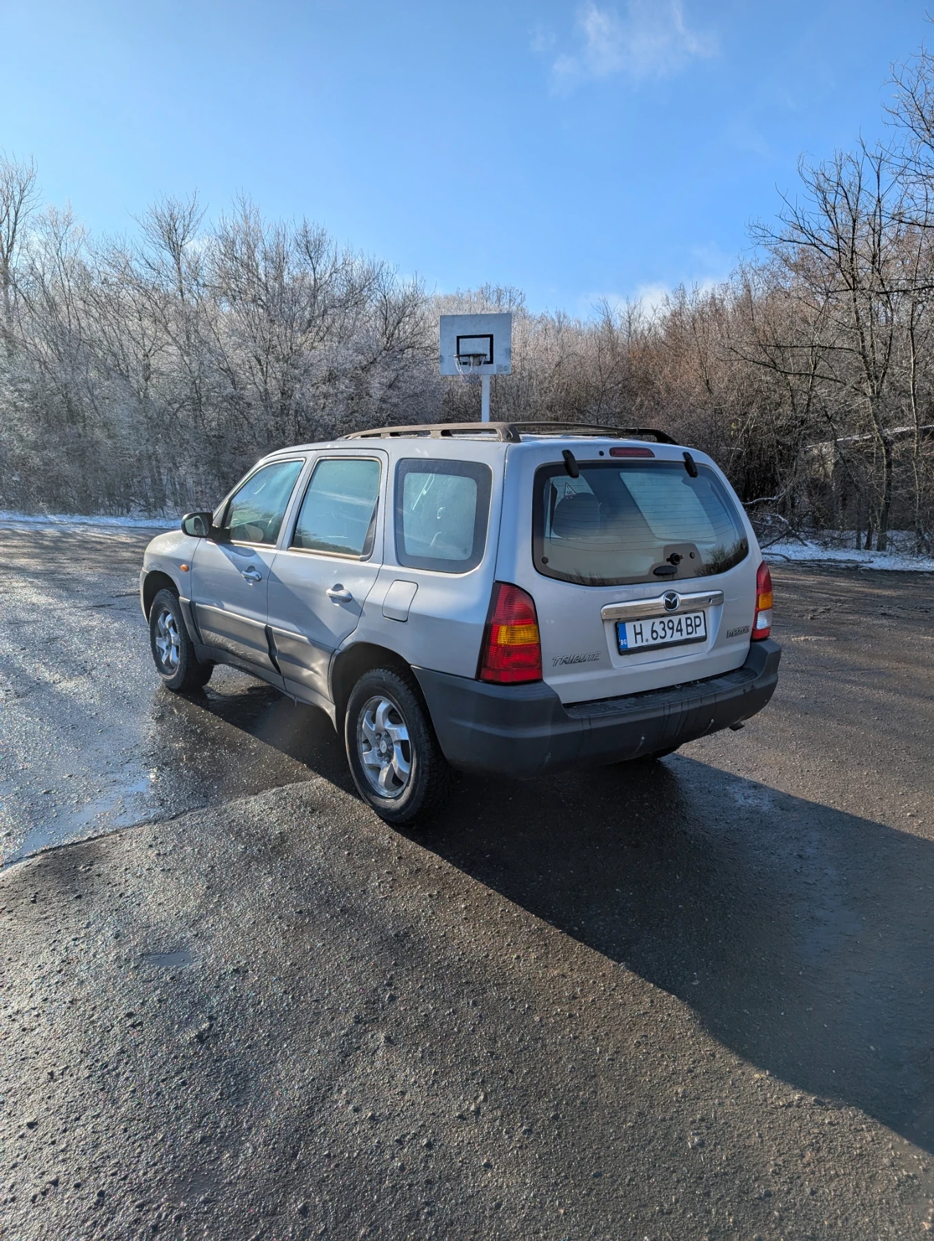 Mazda Tribute 2.0i 4x4, снимка 3 - Автомобили и джипове - 54070189