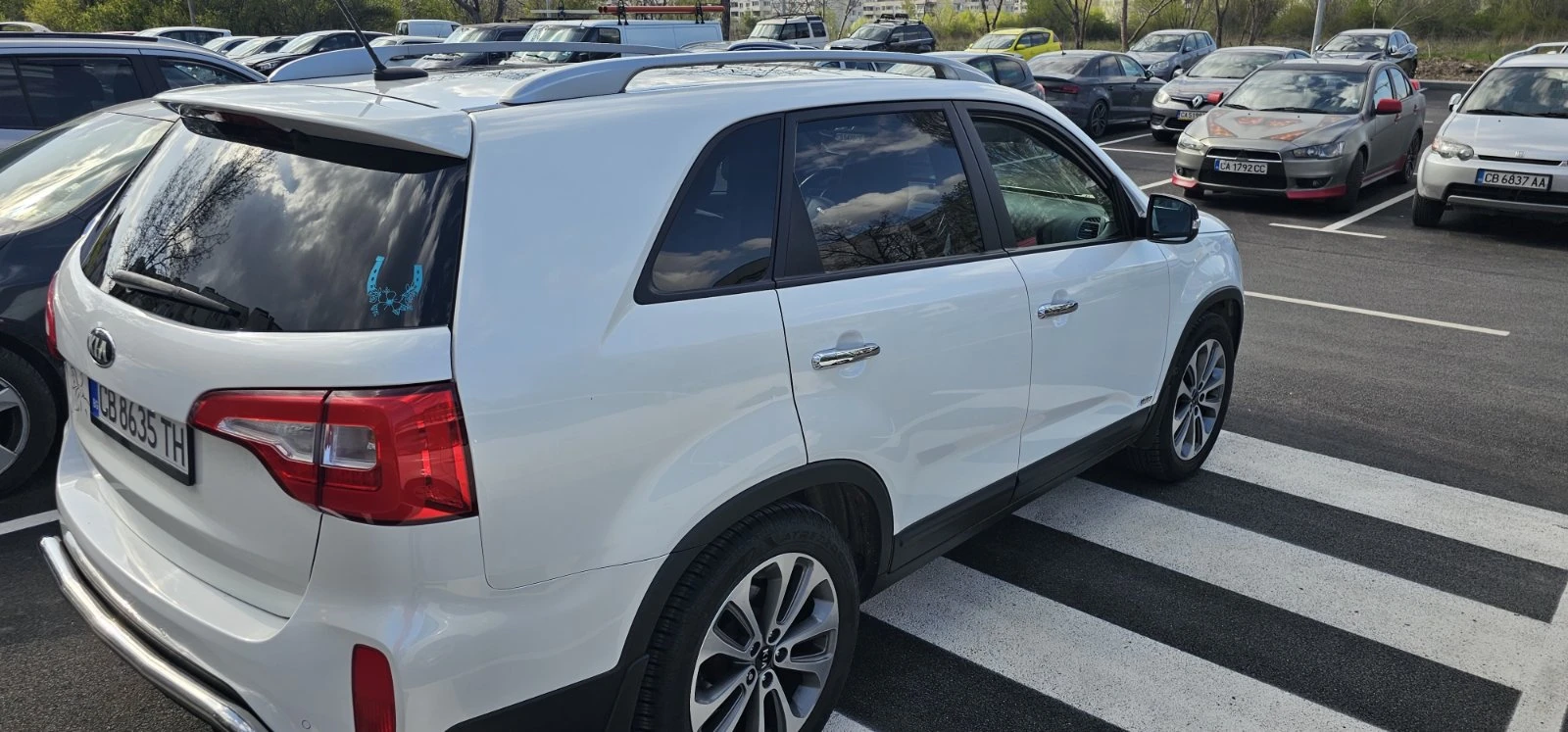 Kia Sorento, снимка 9 - Автомобили и джипове - 54229378