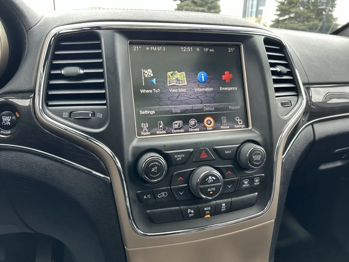 Jeep Grand cherokee Overland HEATED & VENTED SEATS | PANO ROOF | Mobile.bg � ����������� 9