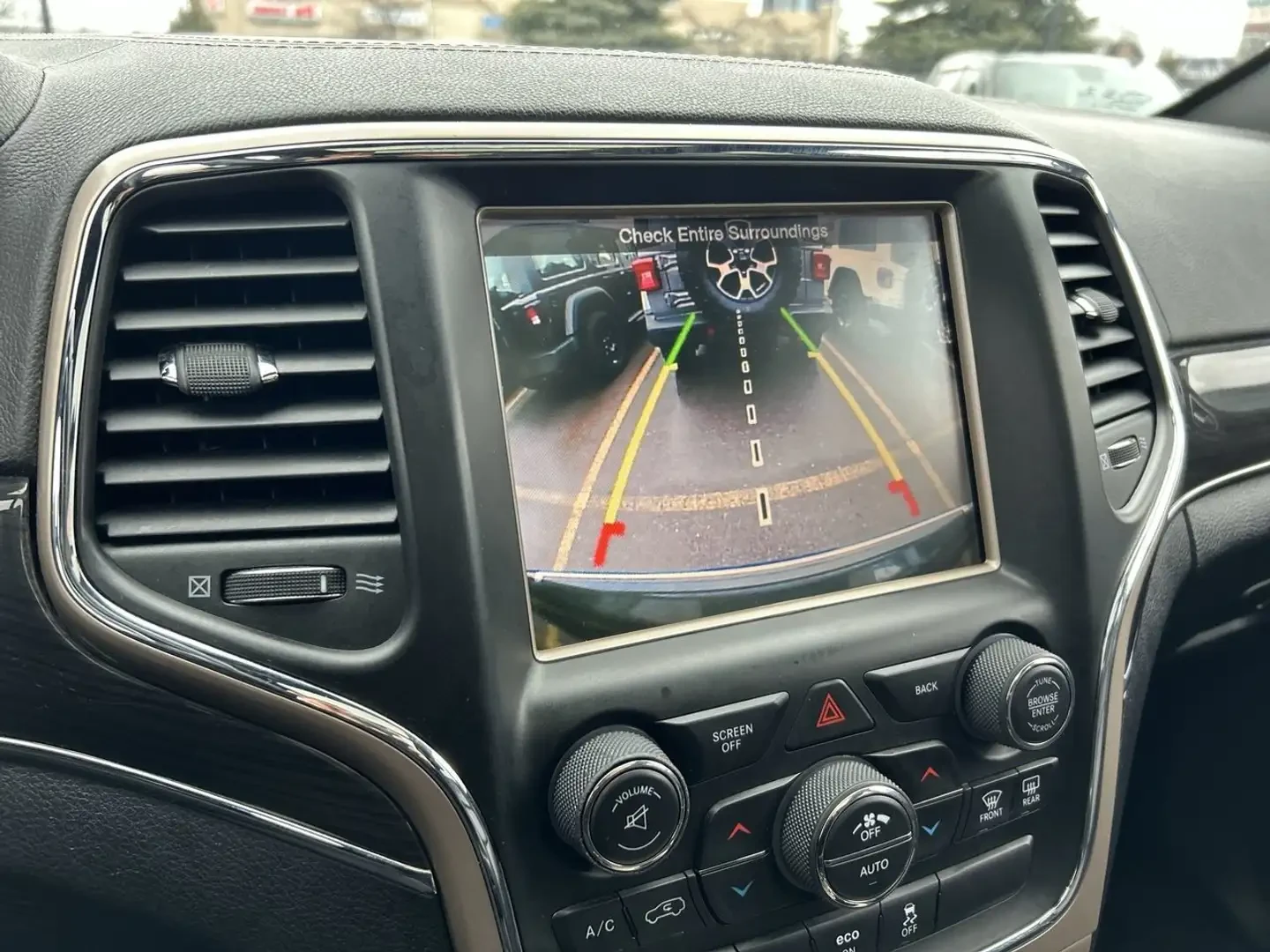 Jeep Grand cherokee Overland HEATED & VENTED SEATS | PANO ROOF | Mobile.bg � ����������� 10