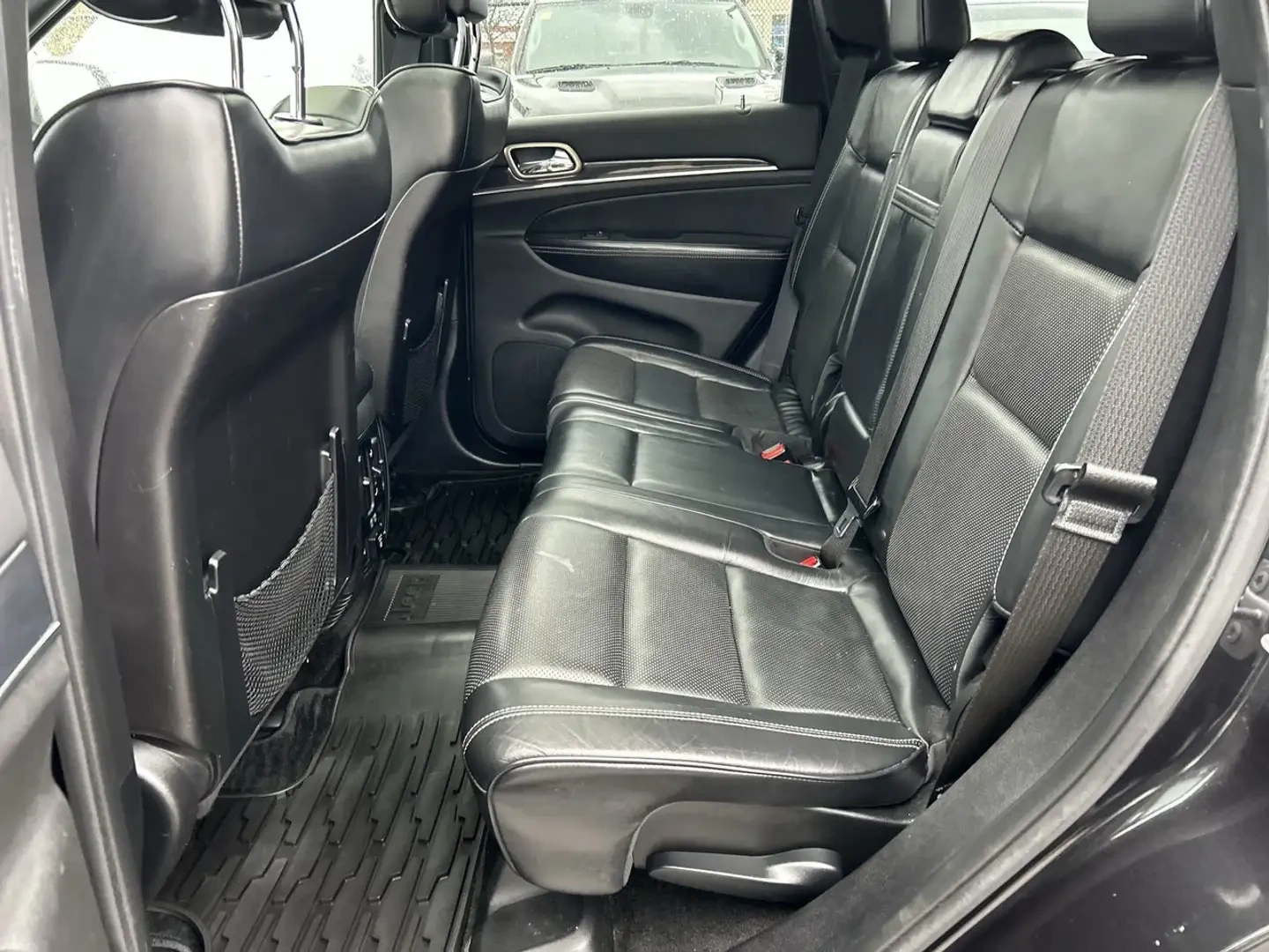 Jeep Grand cherokee Overland HEATED & VENTED SEATS | PANO ROOF | Mobile.bg � ����������� 12