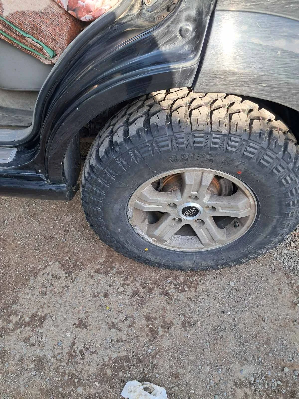 Kia Sorento 2.5 crdi , снимка 4 - Автомобили и джипове - 54415034