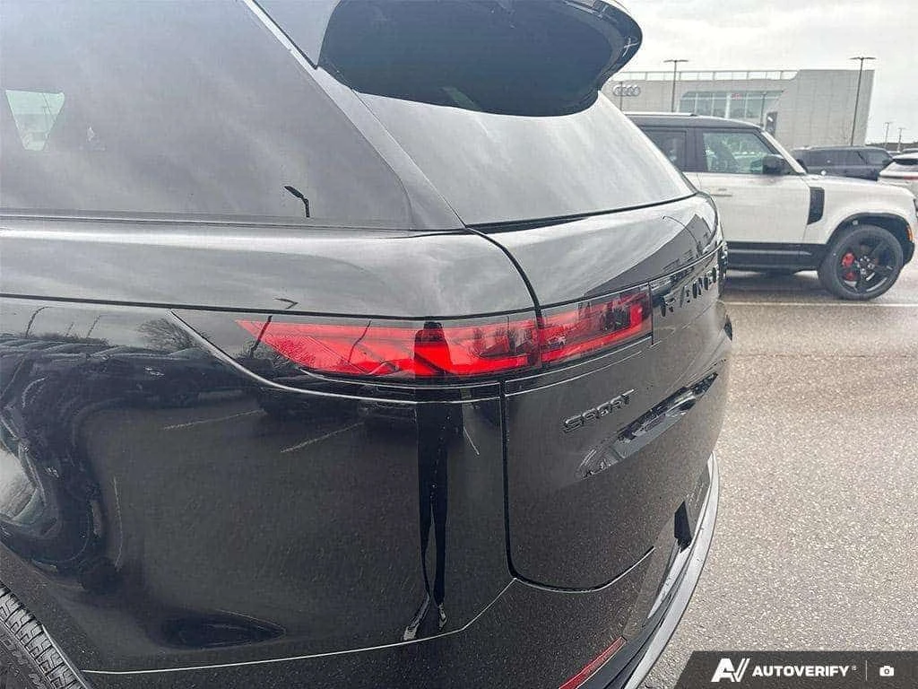 Land Rover Range Rover Sport * P400 Dynamic SE * CARFAX * ЦЕНА ДО БГ, снимка 10 - Автомобили и джипове - 54422067