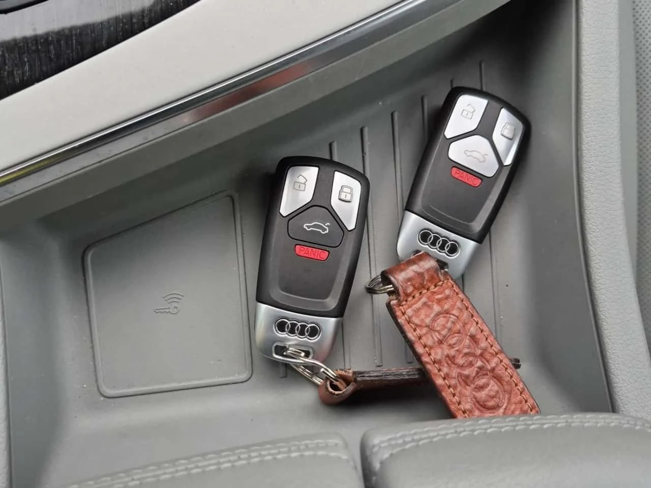 Audi Q7 * TECHNIK * CARFAX * Matrix * , снимка 10 - Автомобили и джипове - 55084434