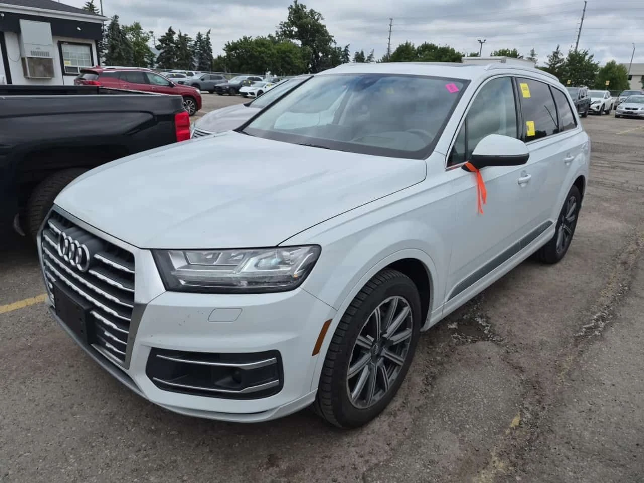 Audi Q7 * TECHNIK * CARFAX * Matrix * 