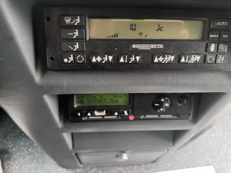 Mercedes-Benz Tourino, снимка 7 - Бусове и автобуси - 52450778