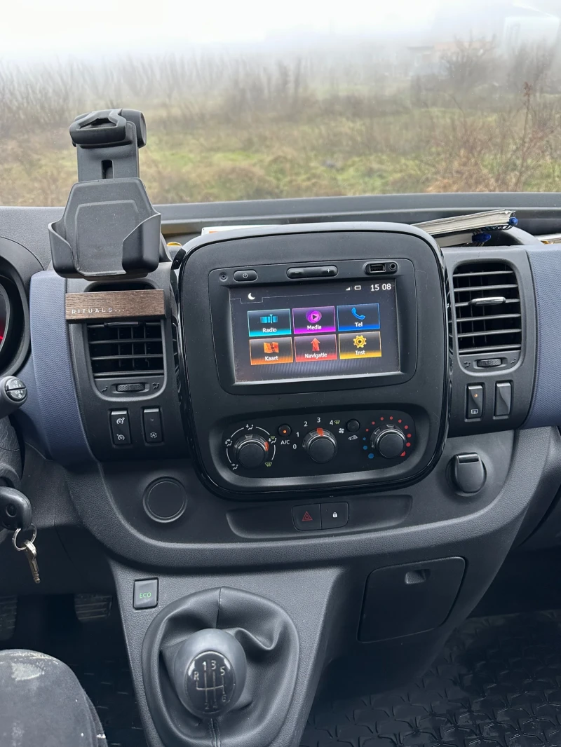 Opel Vivaro 1.6 BITURBO, снимка 9 - Бусове и автобуси - 53214152