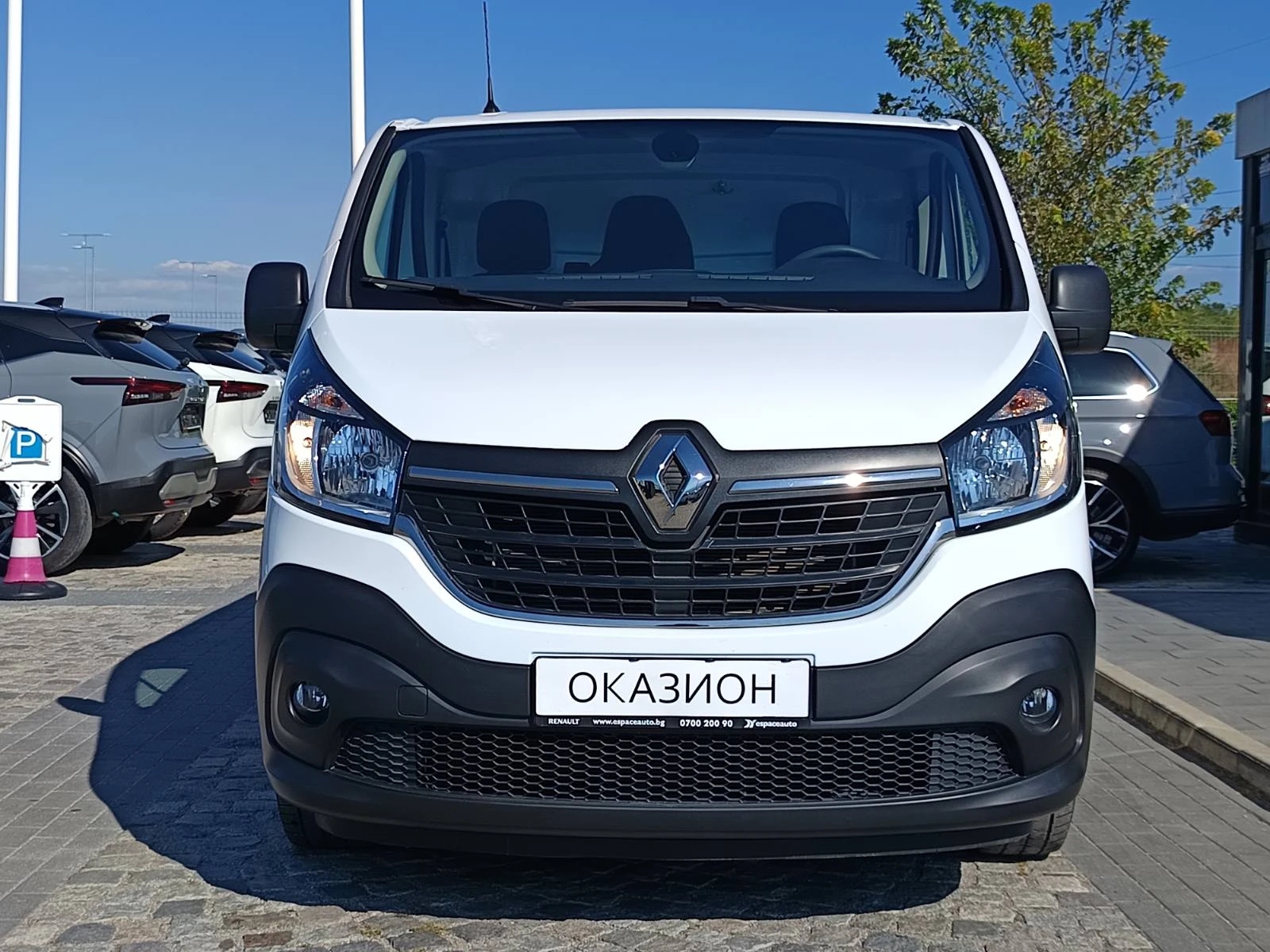 Renault Trafic 2.0dCi/120 к.с/Life - изображение 2
