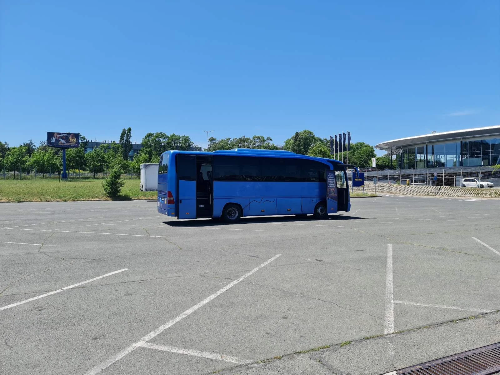 Mercedes-Benz Tourino  - изображение 5