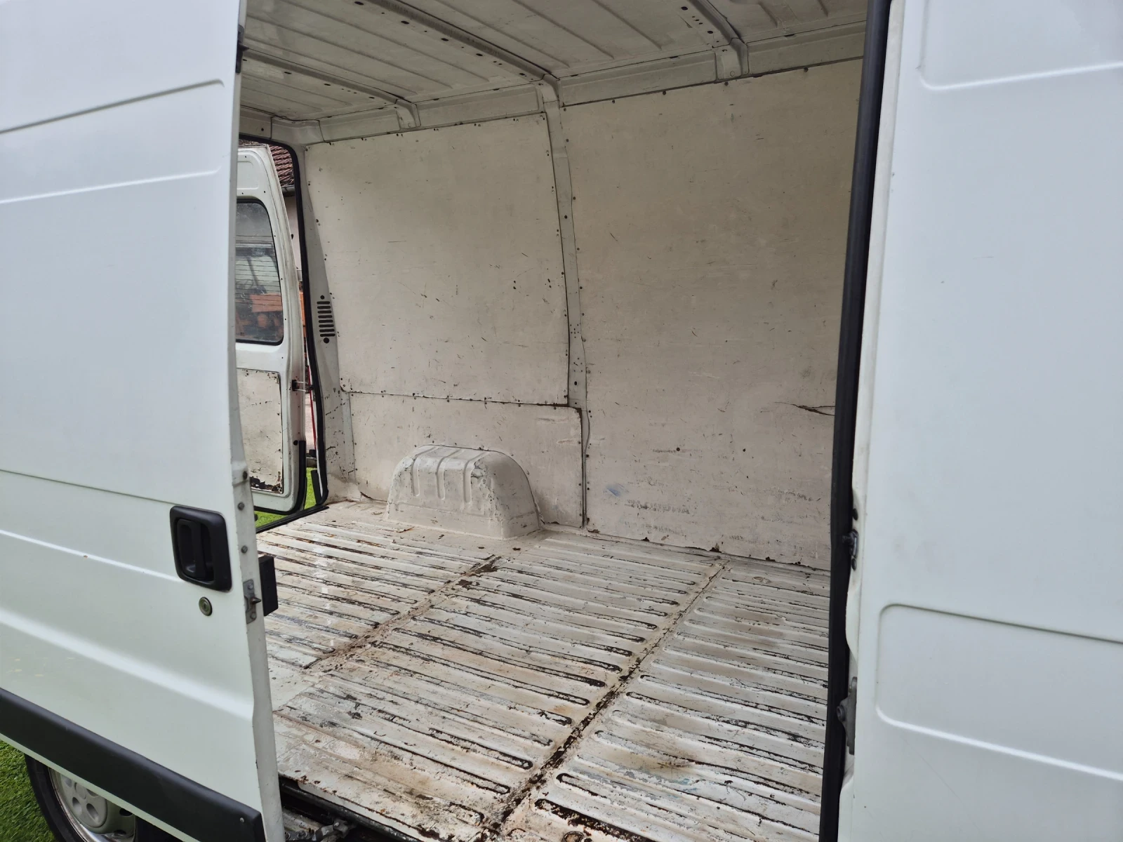 Peugeot Boxer 2.8 HDI, снимка 9 - Бусове и автобуси - 54220358