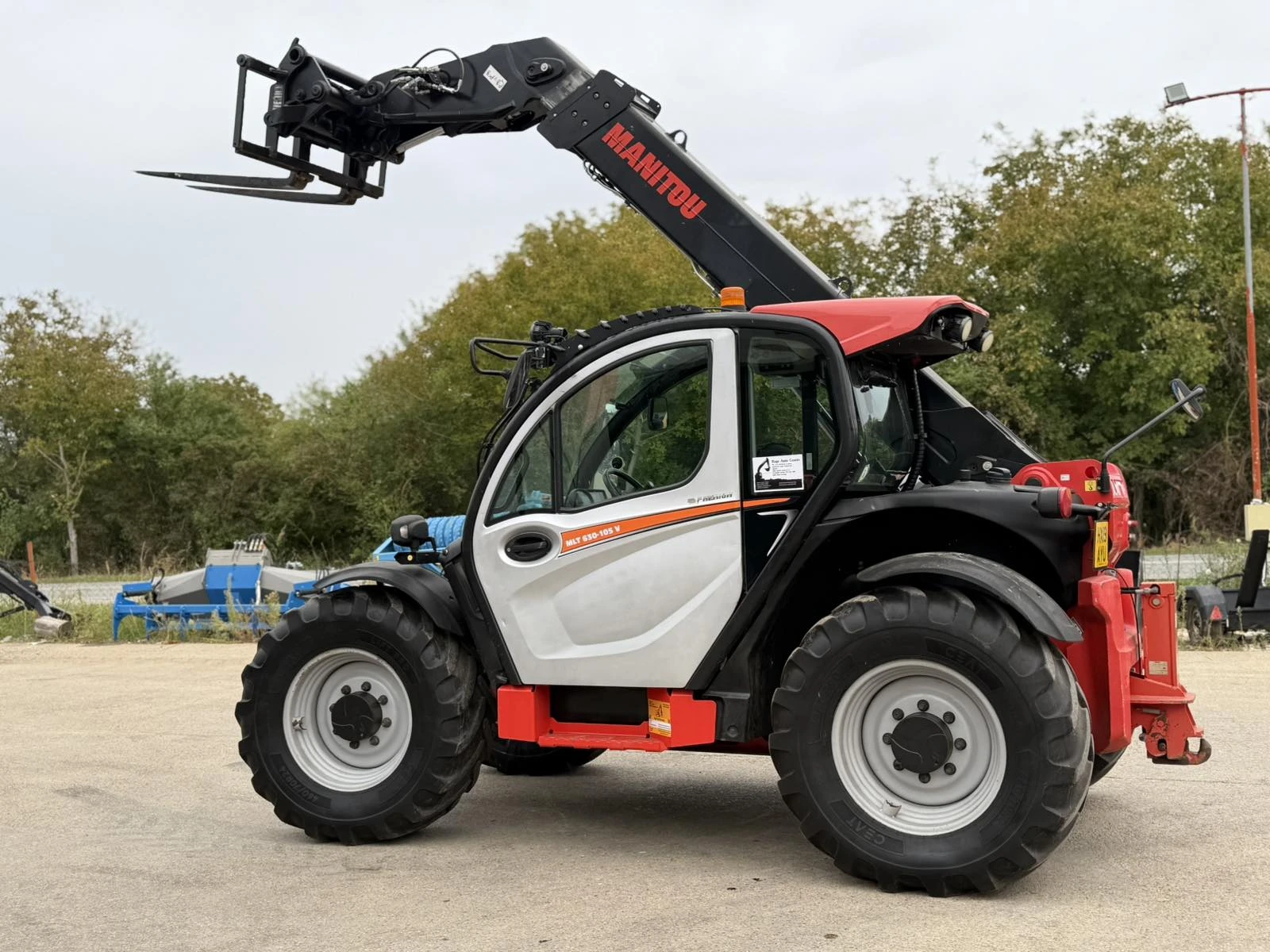 Телескопичен товарач Manitou MLT 630-105V Premium, снимка 6 - Селскостопанска техника - 56271833