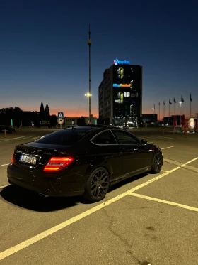Mercedes-Benz C 350 W204 4matic V6 AMG FULL PACKAGE, снимка 4