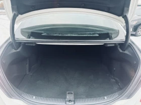 Mercedes-Benz C 300 AMG* ПАМЕТ* ПАНОРАМА* КОЖА* КАМЕРА* ПОДГРЕВ* , снимка 9
