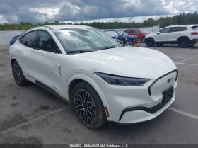 Ford Mustang Mach-E Premium AWD, снимка 1
