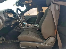 Dodge Challenger SXT, снимка 7 - Автомобили и джипове - 53636169
