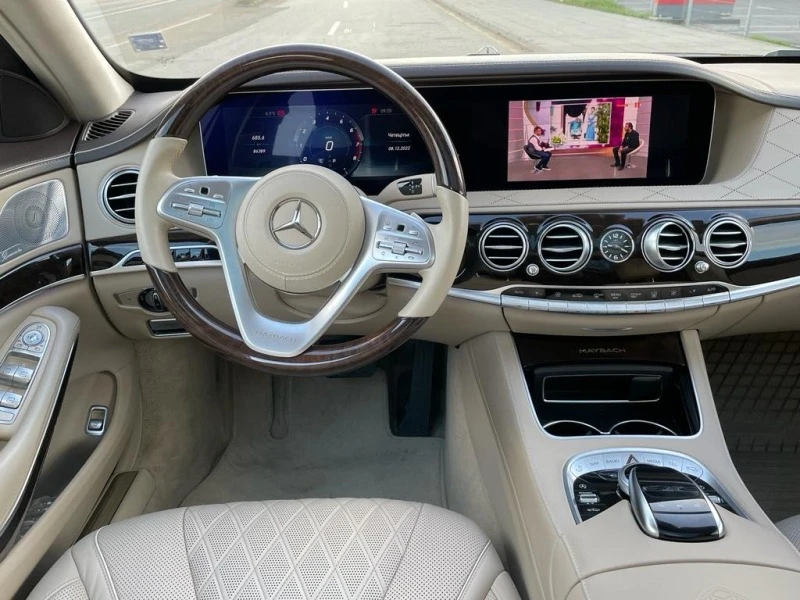 Mercedes-Benz Maybach Maybach 4 MATIK, снимка 13 - Автомобили и джипове - 42784293