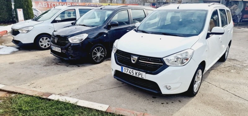 Dacia Lodgy FACELIFT-1.6i+ Заводска Газ* 2019г., снимка 1 - Автомобили и джипове - 44725514