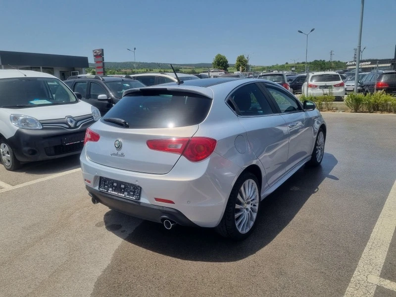 Alfa Romeo Giulietta, снимка 3 - Автомобили и джипове - 46354949